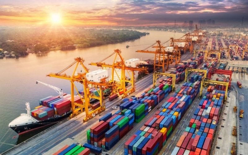 Lựa chọn đơn vị vận chuyển hàng hóa uy tín