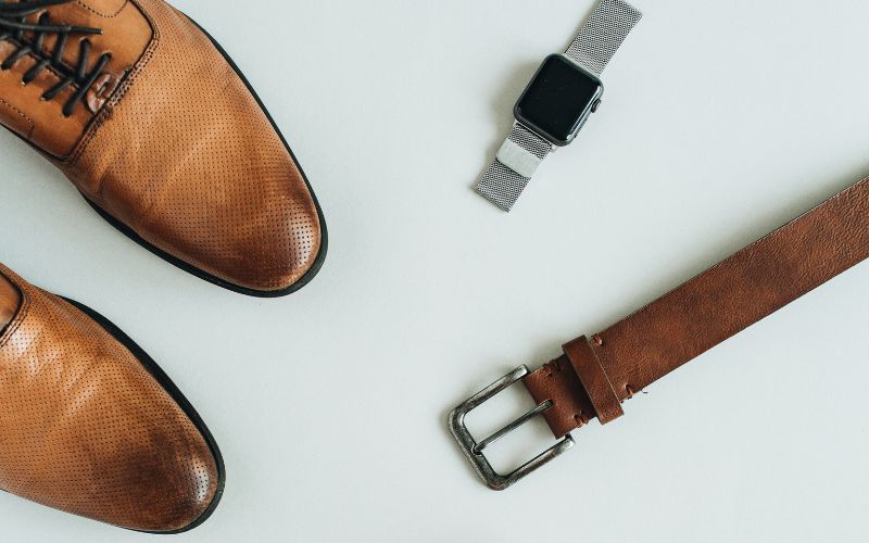 Những phụ kiện hoàn thiện phong cách thời trang classic nam