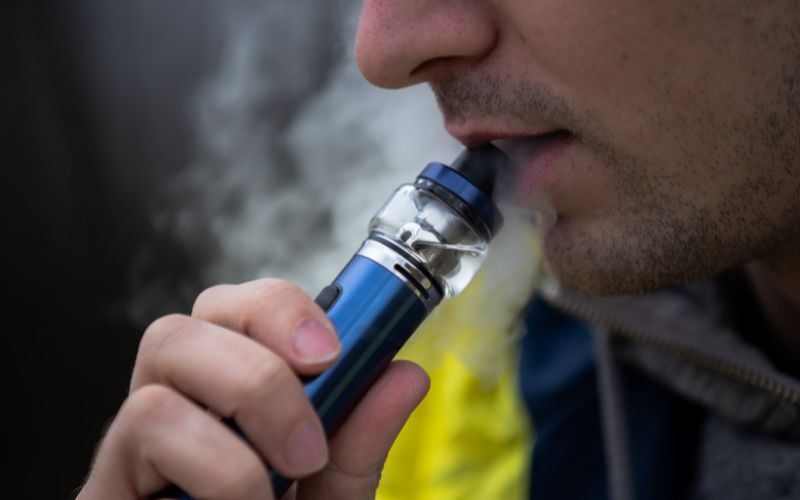 E-Liquid từng phổ biến vì sao? Lý do tinh dầu vape bùng nổ trong giới trẻ