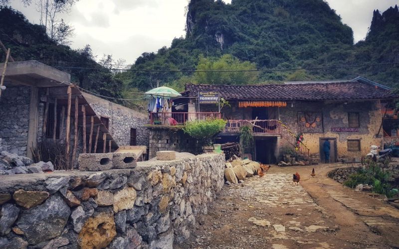 Làng đá Khuổi Ky